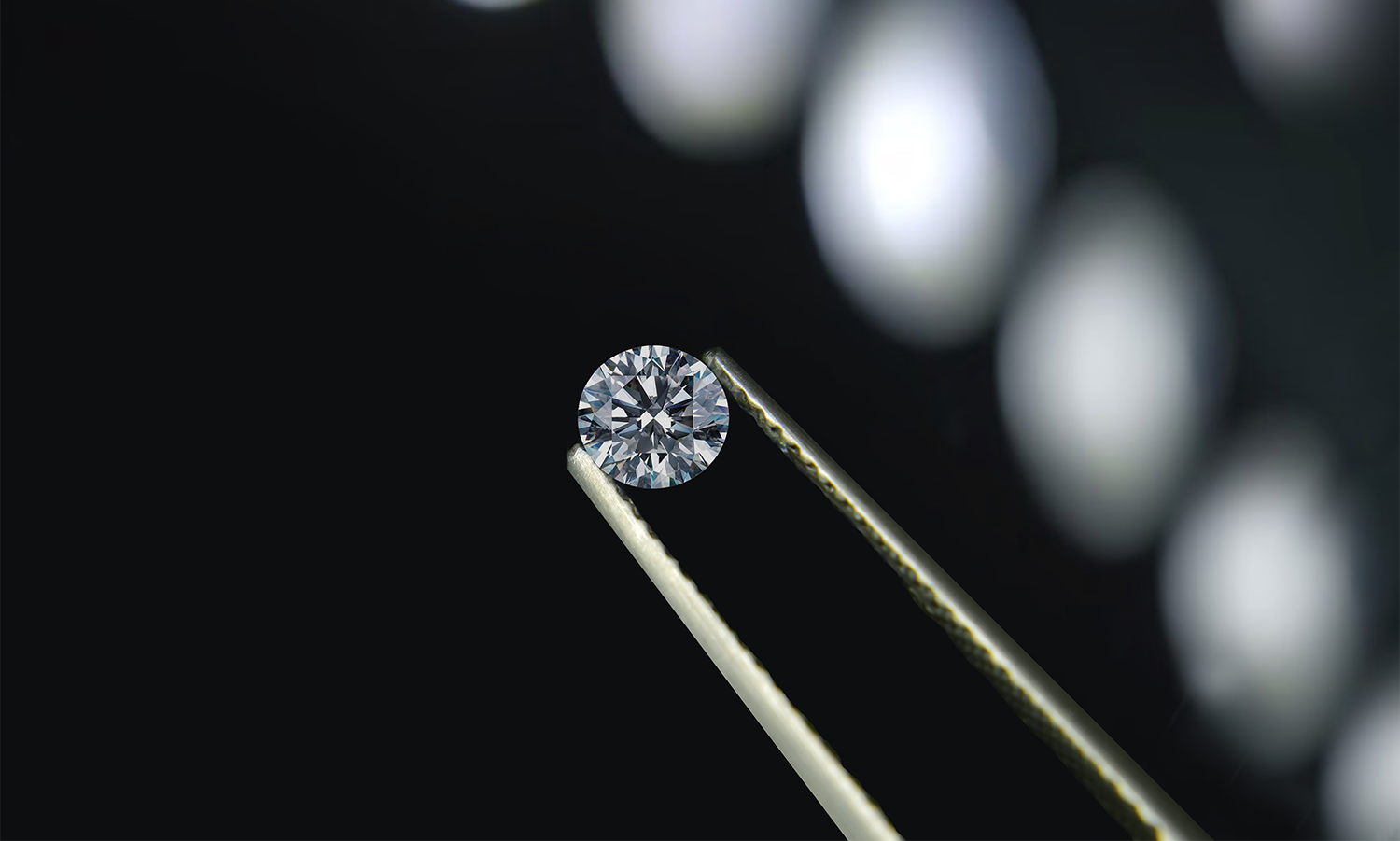 cropped-diamonds-are-valuable-expensive-and-rare.png